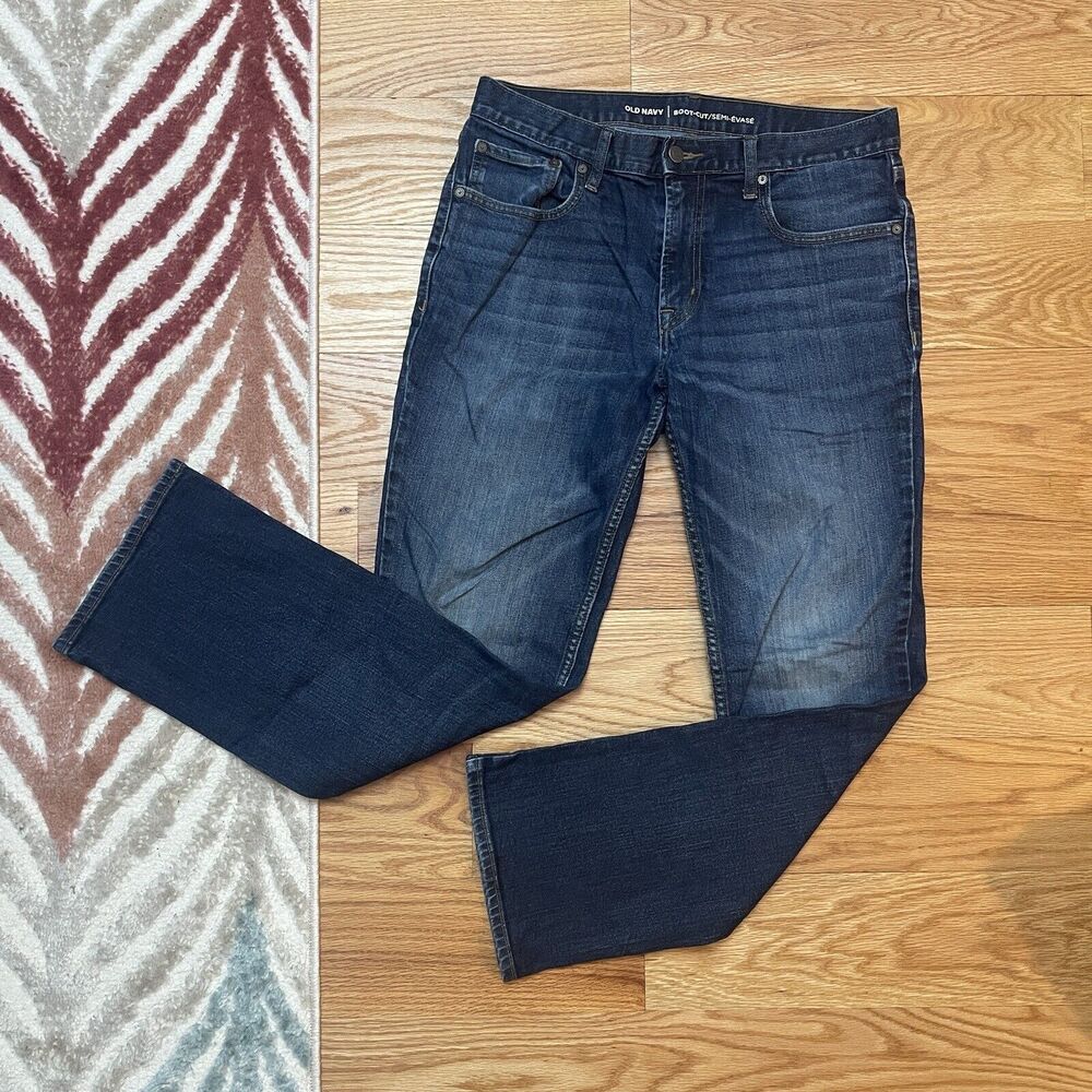 Old Navy Jeans Men’s 32x32 Dark Wash Boot Cut Straight Leg Denim Dungarees